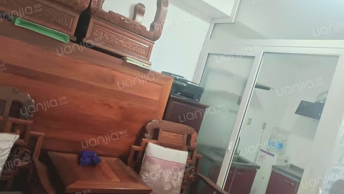 富景华庭交通便利 楼层好，采光好，业主诚心出售-卧室