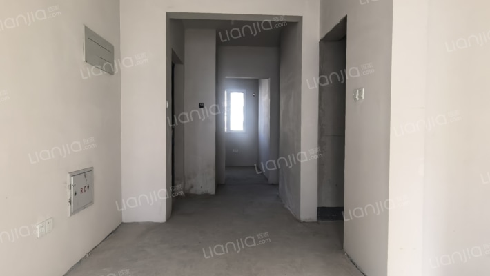 双语旁  电梯洋房  一梯两户 南北通透三居  带车位-客厅