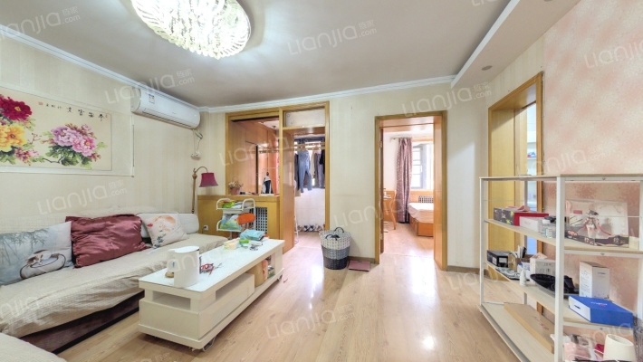 万国花园二手房实景图