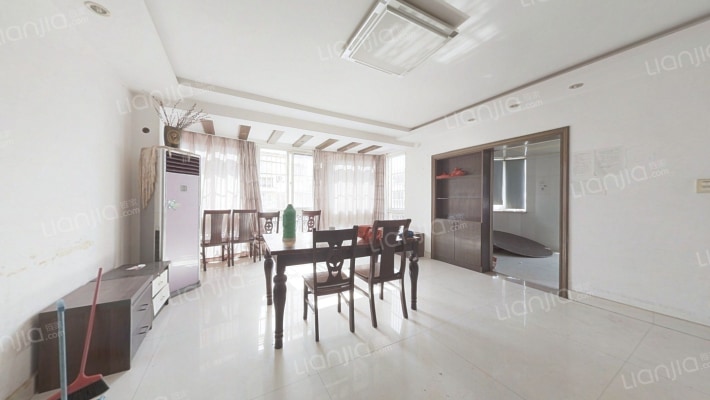 新大地二手房实景图