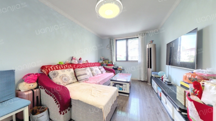 南码头路144弄二手房实景图