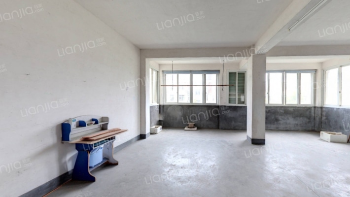 月华苑东区二手房实景图