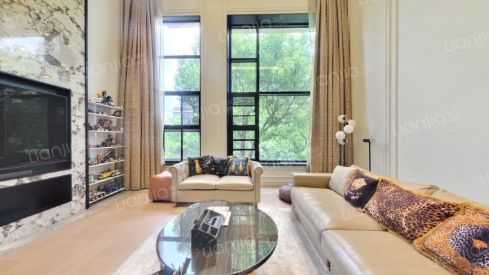 臻水岸苑二手房实景图