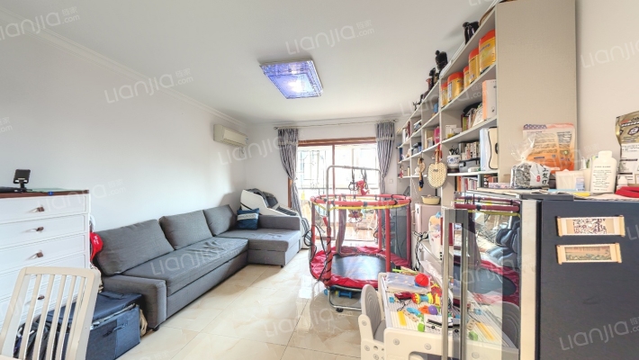 毕加索小镇二期(住宅)二手房实景图