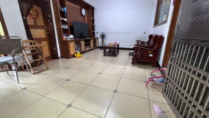 麦园路二手房实景图