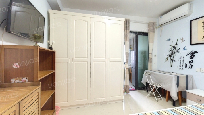 郁金香国际公寓二手房实景图