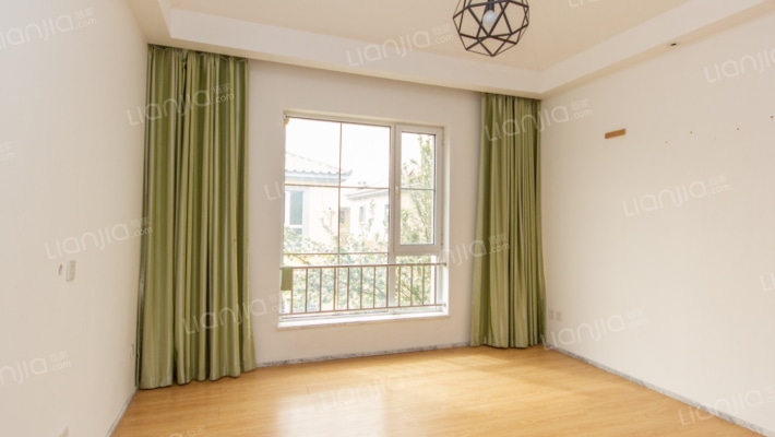 田纳溪湖二手房实景图