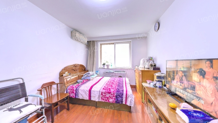 新兴小区二手房实景图