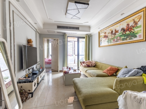 整租·和泓江山国际 3室1厅 东南