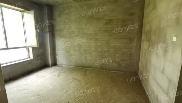 东京都类独栋，大院子，南边户，房本满五，业主靠谱卖-卧室D