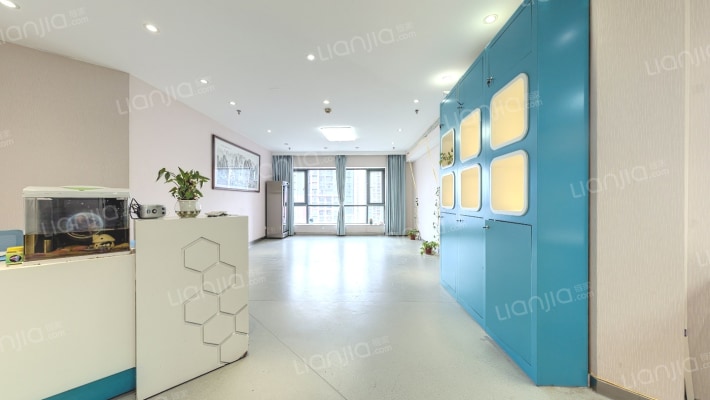 万科俊园二手房实景图