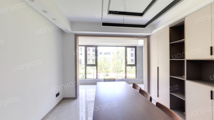 融创荣润·玖樟台二手房实景图