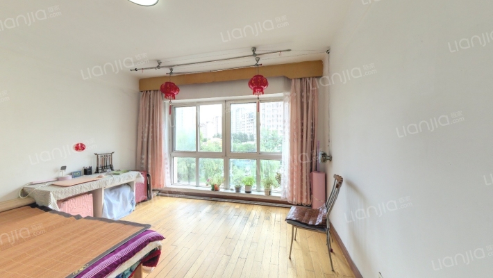 中铁十三局小区二手房实景图