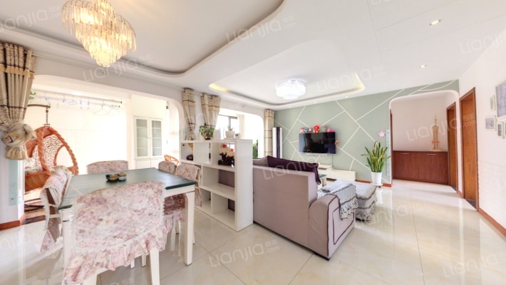 富源公馆西郡二手房实景图