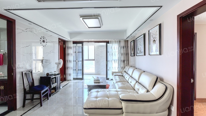 万达水榭雅苑二手房实景图