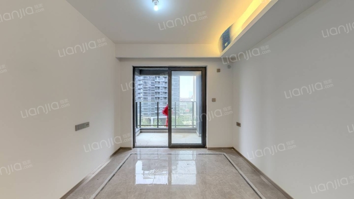 上坤云峯壹号二手房实景图