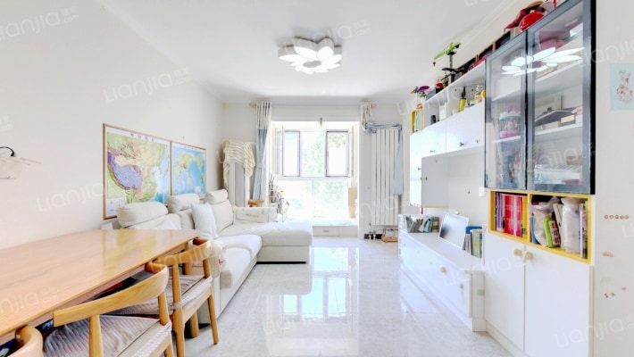 翠成馨园D区二手房实景图