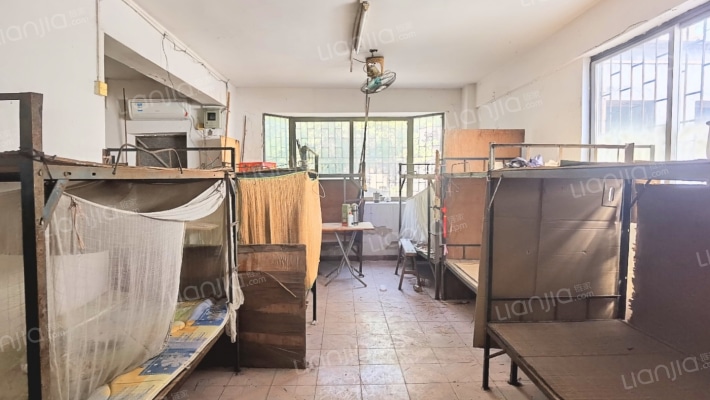 新湾文苑复式大厦二手房实景图