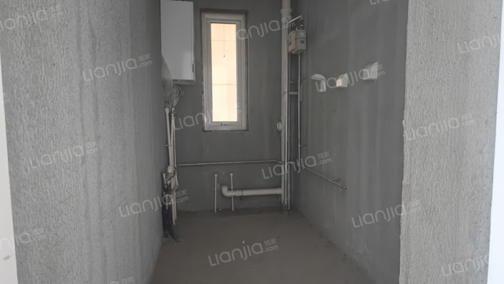 业主诚意出售，高楼层，全天采光-厨房