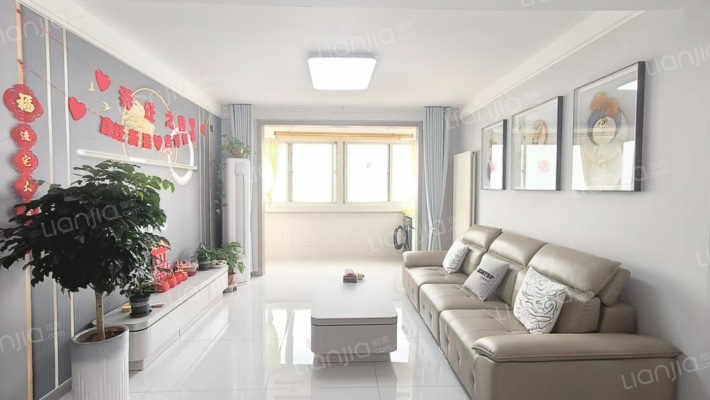 开泰怡景苑二手房实景图