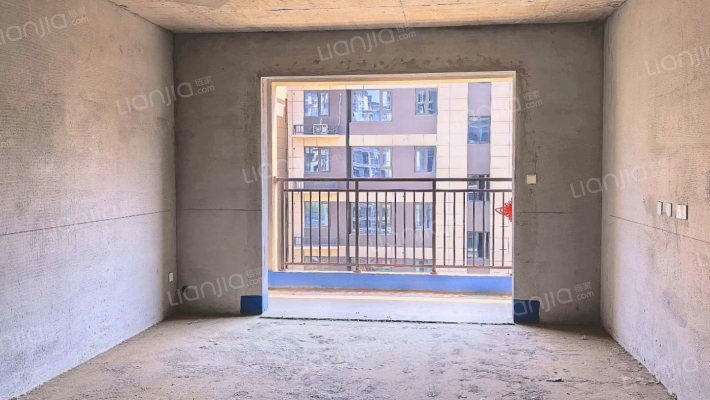 昌建上院二手房实景图