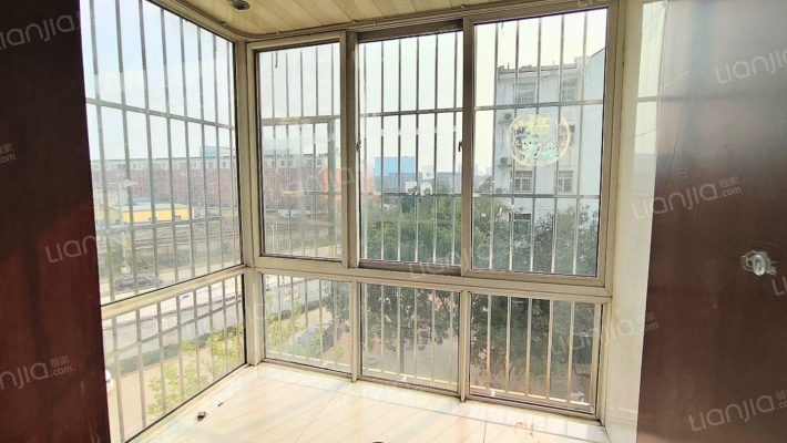 天筑逸城 2室2厅 南 北-阳台