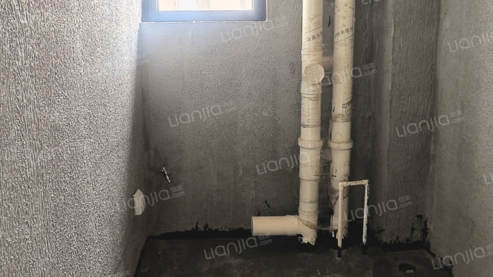 房子户型好，大社区，绿化好，配套全-卫生间A