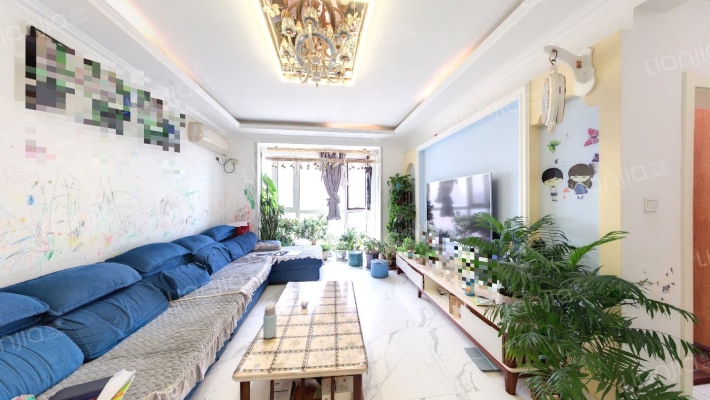 水润观府二手房实景图