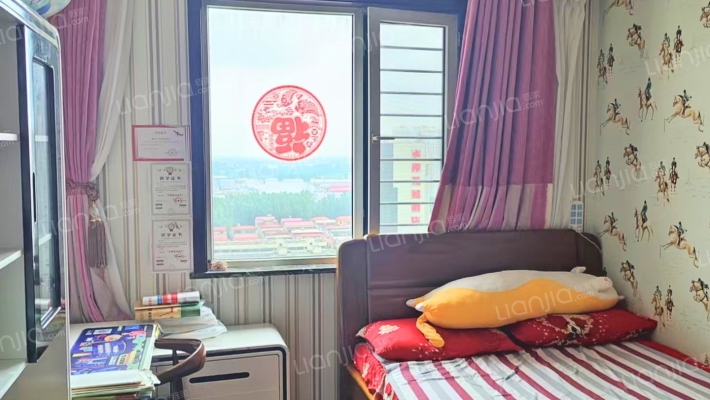 水岸花城，好房源，环境好，交通便利。-卧室B