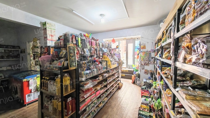 三处家属院 2室1厅 南 北-客厅
