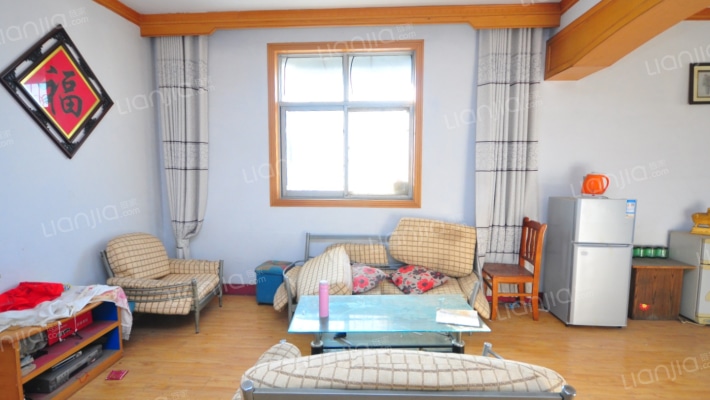 公用事业局小区二手房实景图