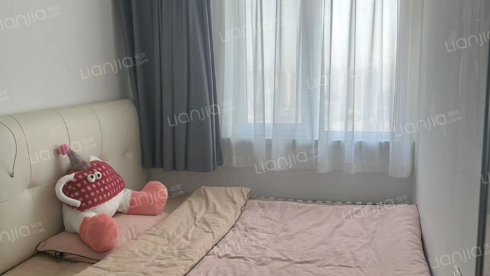 华融三居室纯南向 有本满2年 看房方便-卧室B