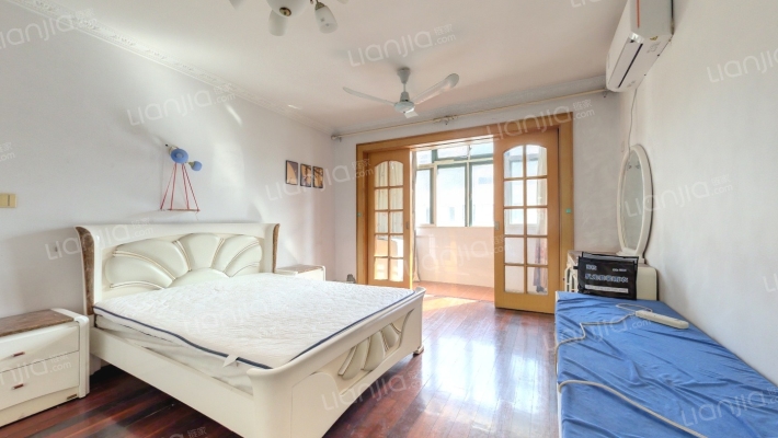 宝鸿小区二手房实景图