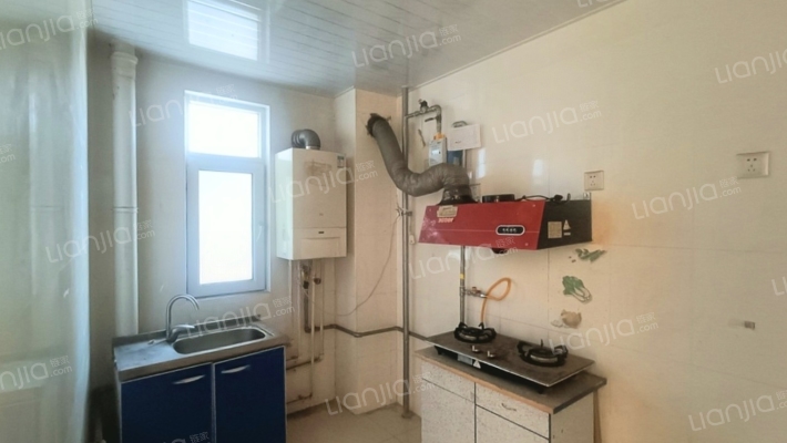 宜佳旺广场旁，出行方便范阳主路交通便利地段优越-厨房