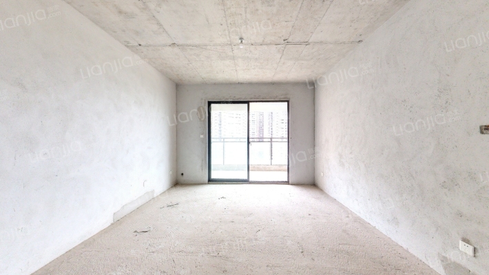 隆源学府二手房实景图