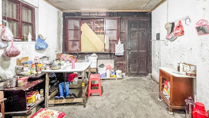 中高楼弄二手房实景图