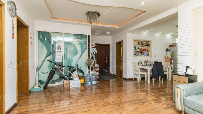 大桥新村桂花苑二手房实景图