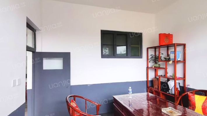 新工小区二手房实景图