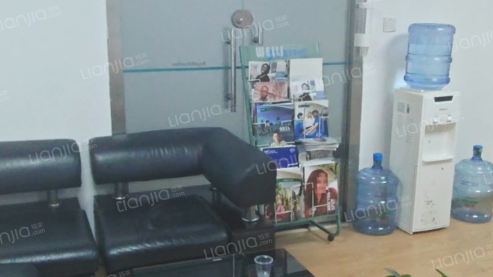 名門大厦二手房实景图