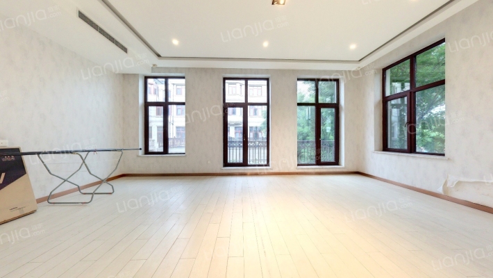 中海九号公馆三区二手房实景图