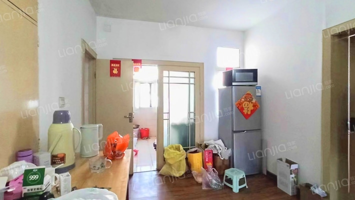 市法院宿舍二手房实景图