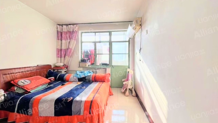 松林店商圈 凌云家属院正规一室一厅出售-卧室