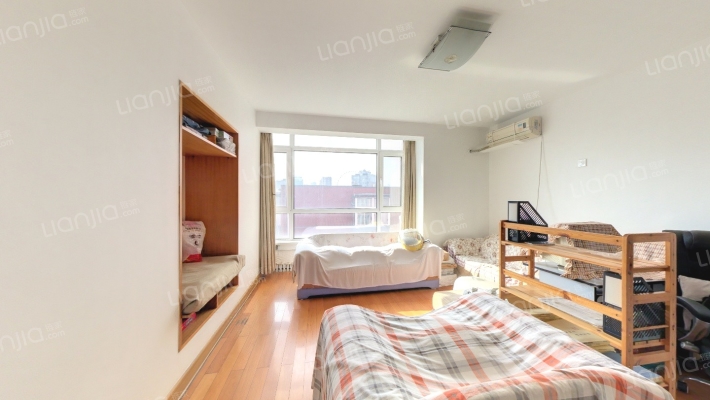 水岸雅居二手房实景图