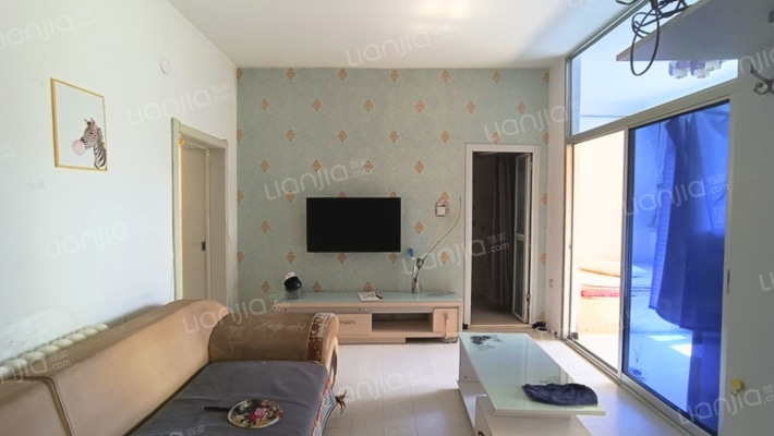 一机路教师楼二手房实景图