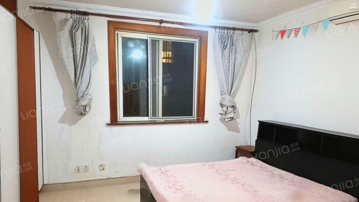 黄娄花园一期二手房实景图