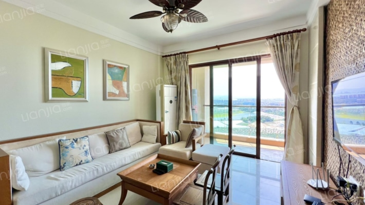 蔚蓝高尔夫二手房实景图