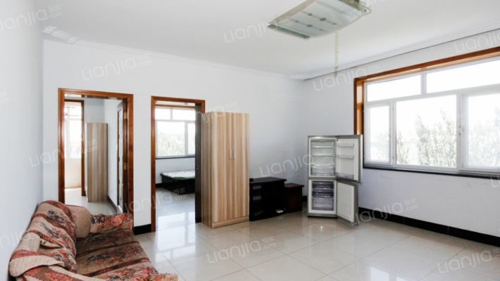 林业局南小区二手房实景图