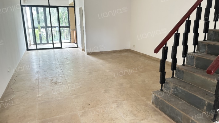 海口天鹅湖高尔夫温泉社区二手房实景图