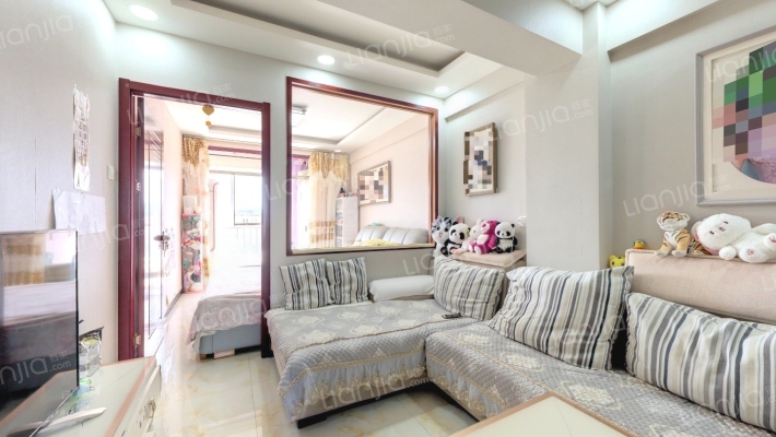 钻石公寓二手房实景图