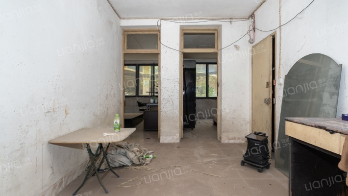 南国街33号二手房实景图